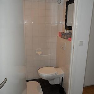 Studio met een King Size Bed